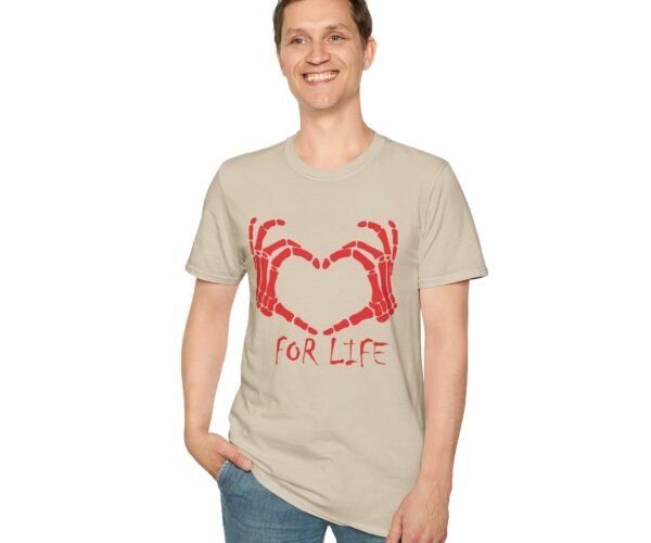 Alternative view of Love Skeleton Heart For Live Unisex T Shirt